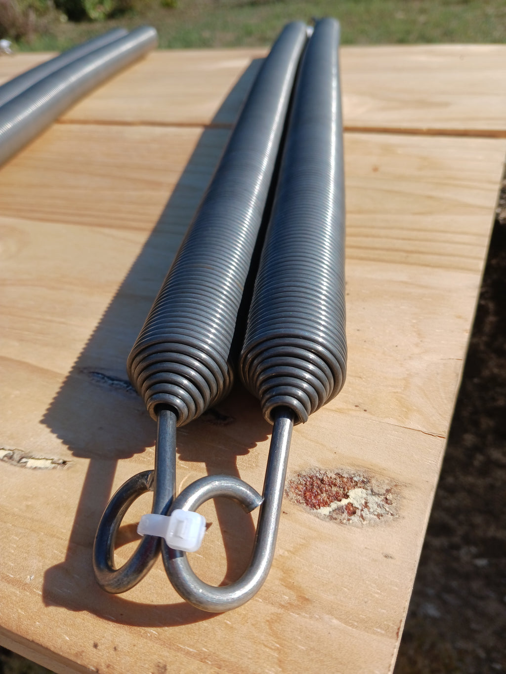 Soft Arm Springs